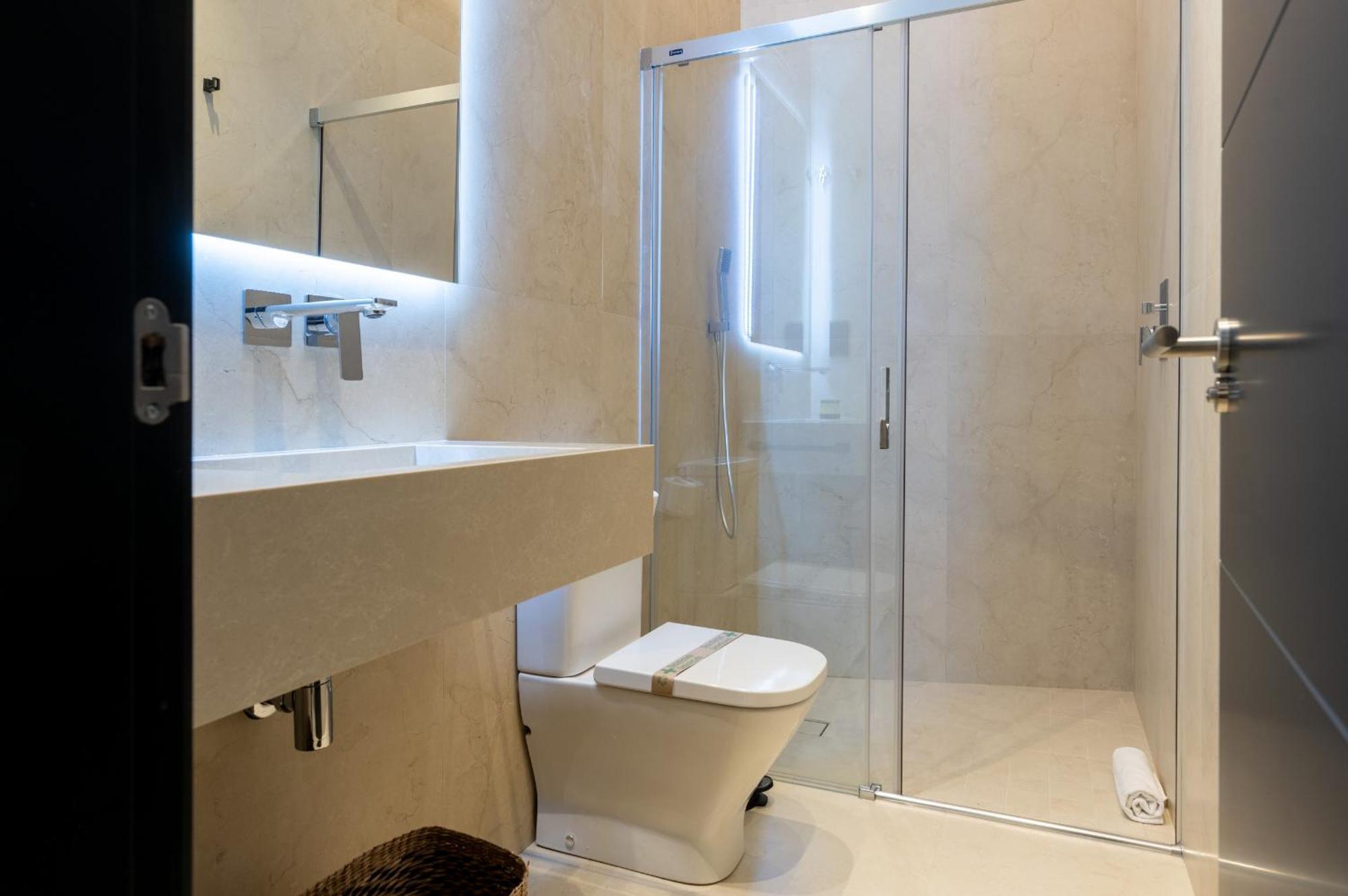 New Design Apartment - Private Patio - Gallos 2 Siviglia Esterno foto